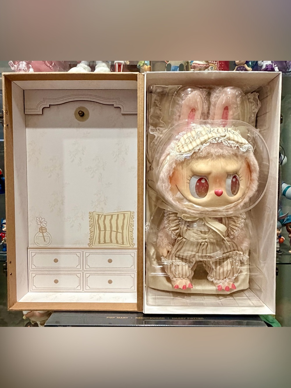 Authentic WAKE UP in Spring Days Series - MOKOKO Vinyl Plush Doll Gift Box - Picture 4 of 9